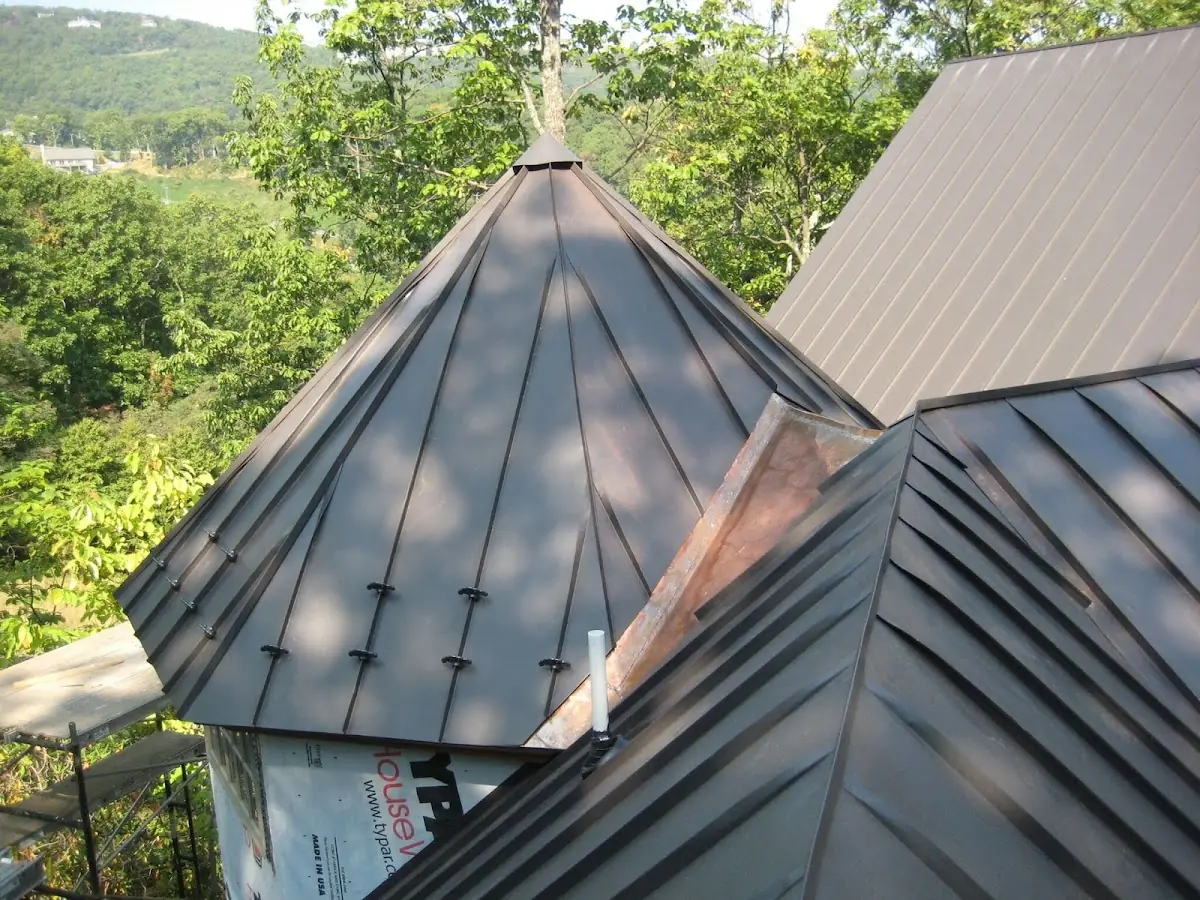 Professional Roof Tarp Installation by Craftsman Roofing in Jefferson